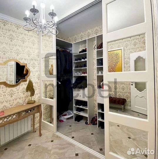 Стенка в гостиную