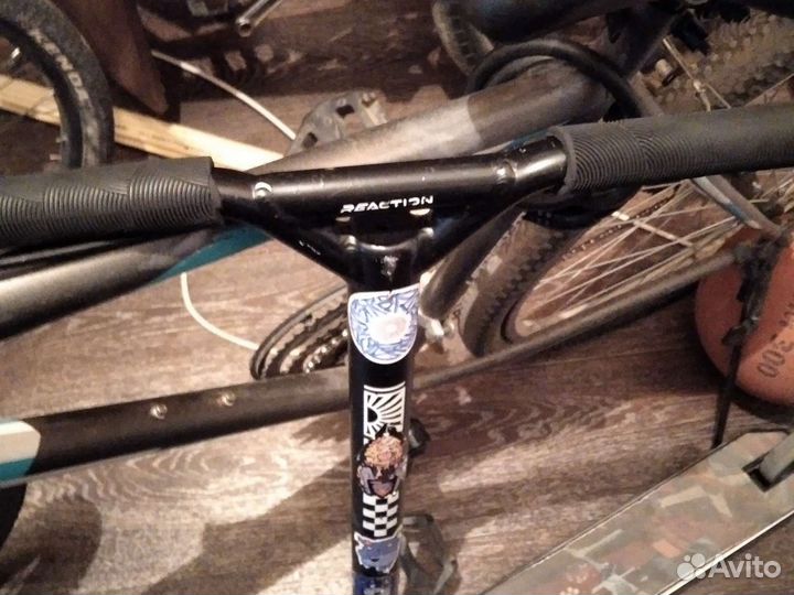 Продаю Трюковой Самокат