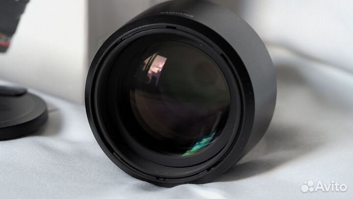 Объектив samyang F1.4/85mm