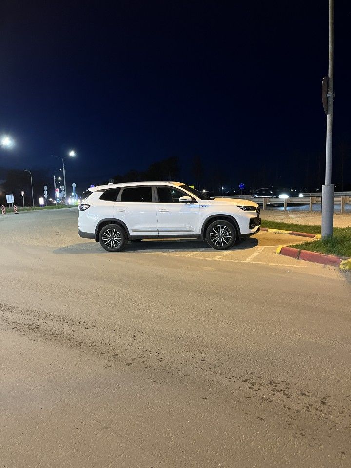 Chery Tiggo 8 Pro Max: фото владельца