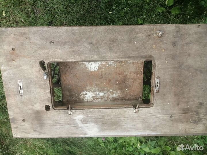 Швейная машина Singer