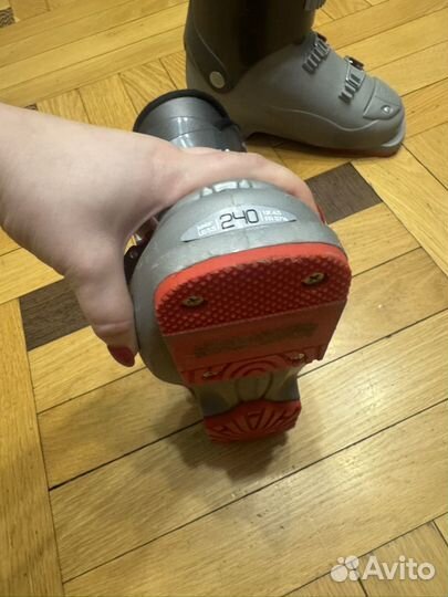 Горнолыжные ботинки детские