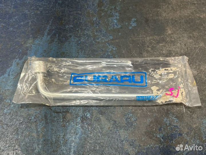 Домкрат Subaru Forester SJ