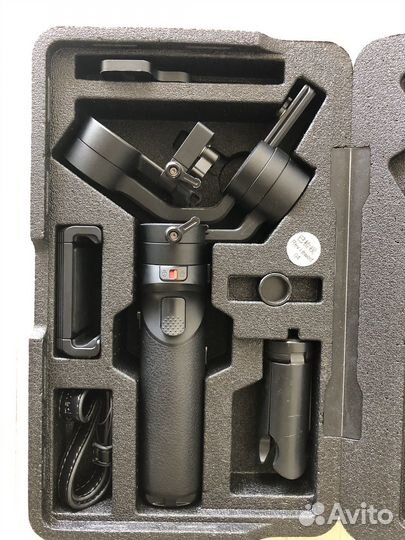 Zhiyun Crane M2