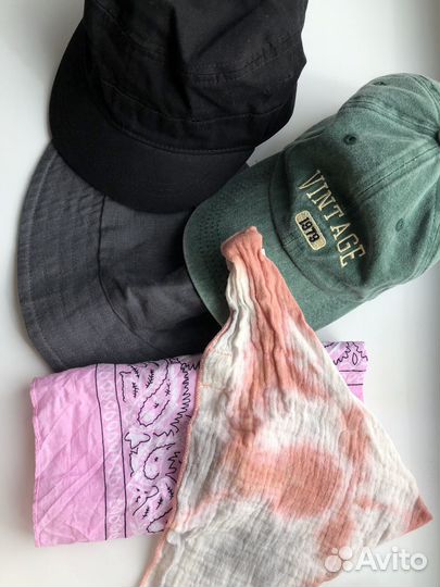 Кепки, панама, банданы