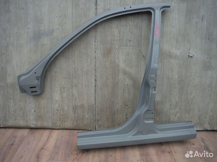 Боковина стойка кузова левая №190 chevrolet Niva