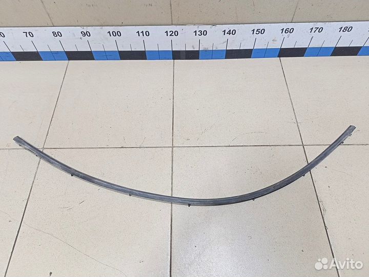 Уплотнитель капота Qashqai (J10) 2006-2014