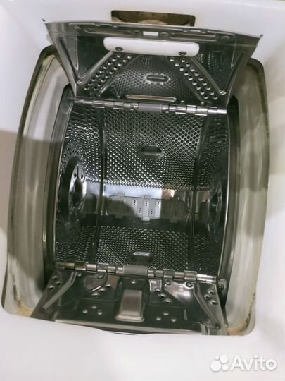 Стиральная машина с вертикальной загрузкой