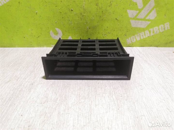 Ящик передней консоли Шкода Октавия А4