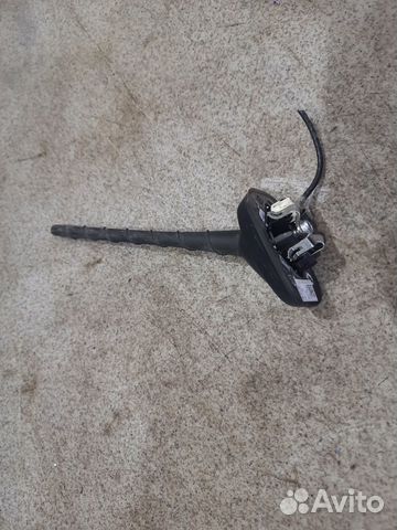 Активная антенна в крышу для Skoda Rapid 2015