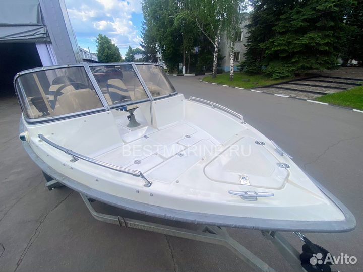 Моторный катер UMS 470 PL