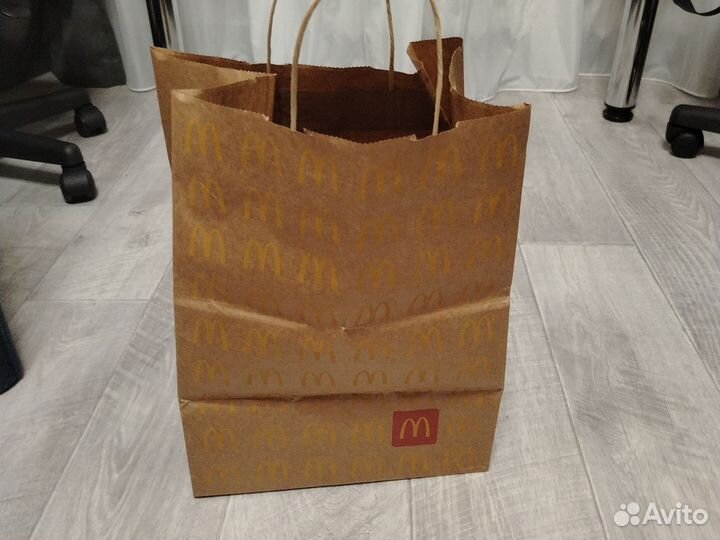 Пакет из Макдональдс