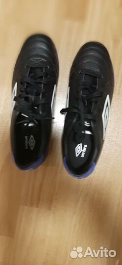 Сороконожки Umbro classico 37 размера