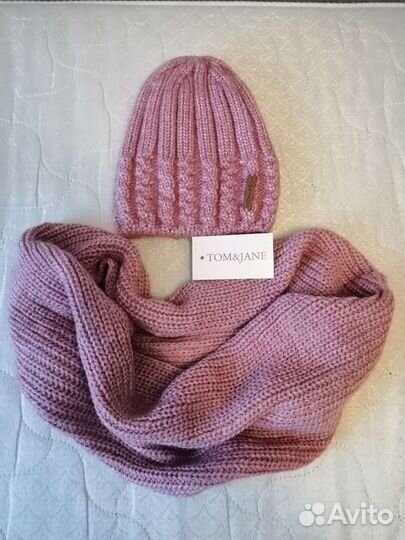 Новая с биркой Теплая шапка на флисе и снуд