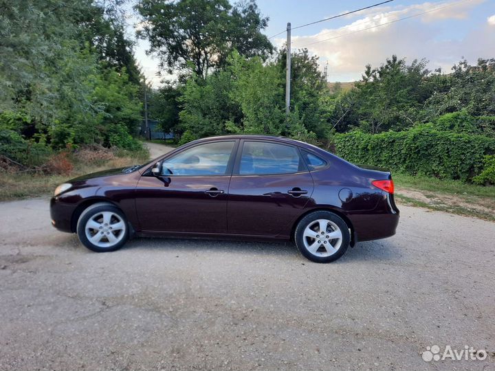 Hyundai Elantra 1.6 AT, 2010, 130 000 км