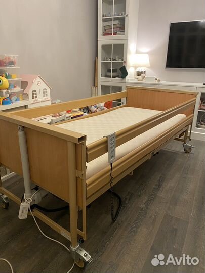 Кровать медицинская многофункц с электр, б/у