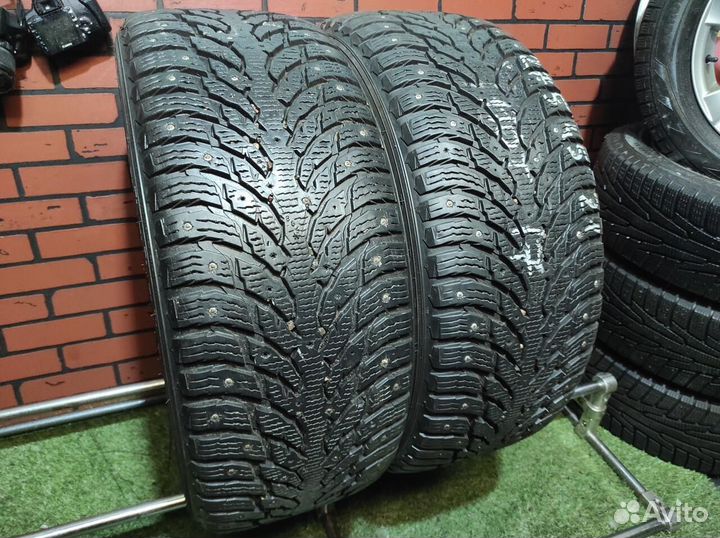 Nokian Tyres Hakkapeliitta 9 SUV 275/45 R21 110T