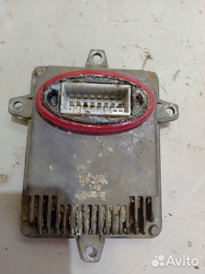 Блок розжига ксеноновой лампы (Kia Quoris)