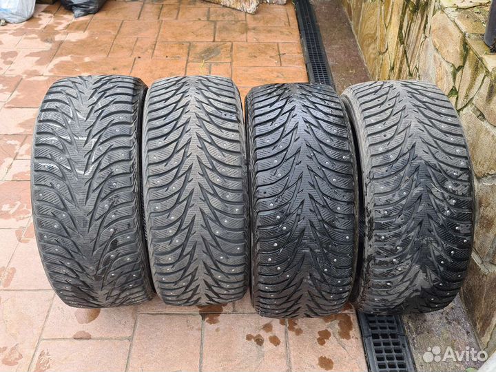 Yokohama Ice Guard Stud IG55 275/45 R20