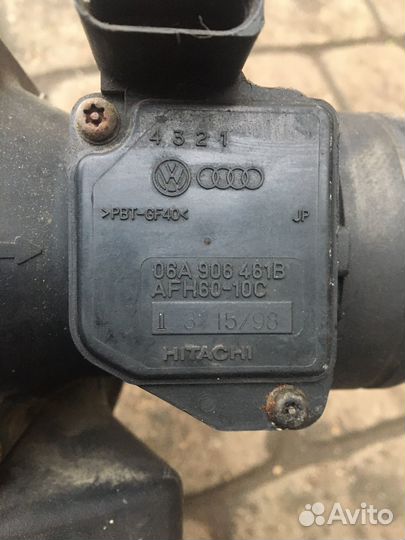 Дмрв / Расходомер VWAudi 1,6- (06A906461B)