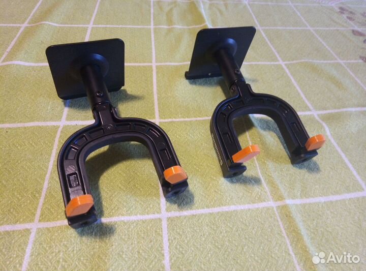 Настенный кронштейн (крюк)для хранения гитары/баса