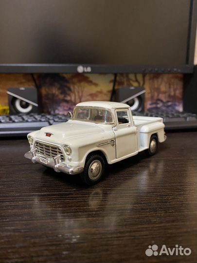 Игрушечные машинки