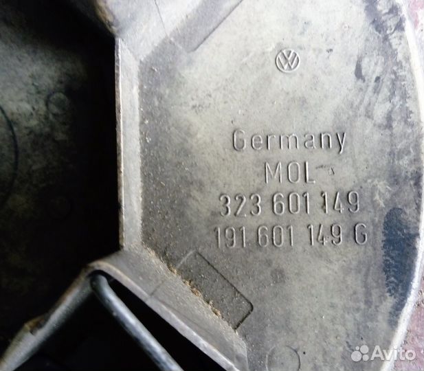 Колпак колесного диска 191601149G