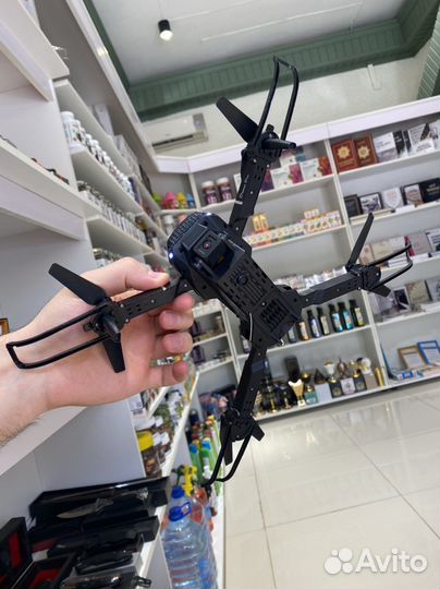 Квадрокоптер дрон с двумя камерами