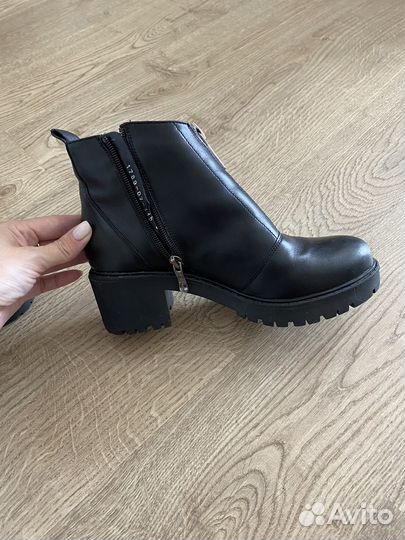 Ботинки женские зимние 37р