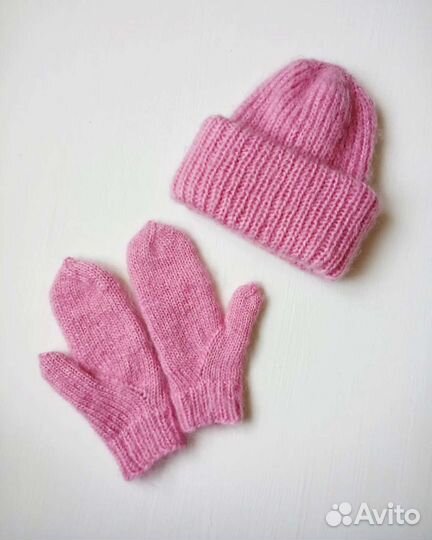 Комплект шапка и варежки
