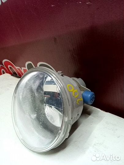 Фара противотуманная Toyota RAV4