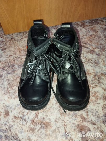 Ботинки демисезонные для мальчика 26