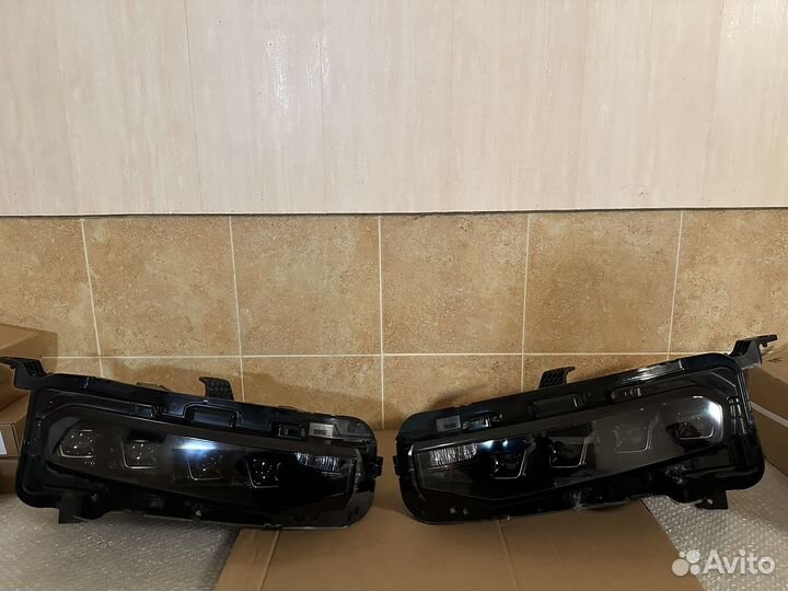 Фара передняя правая оригинал на Zeekr 001