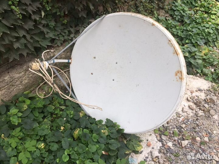 Антенна спутниковая тарелка