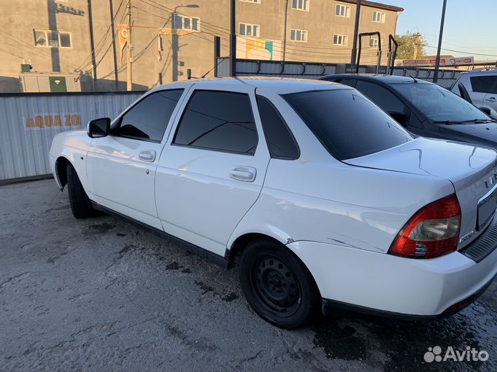 LADA Priora 1.6 МТ, 2009, битый, 270 000 км