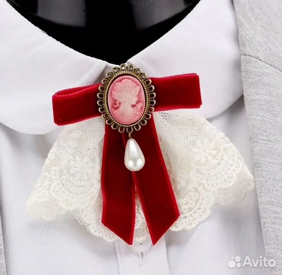 Брошь под винтаж с Камеей и кружевом в ассорт