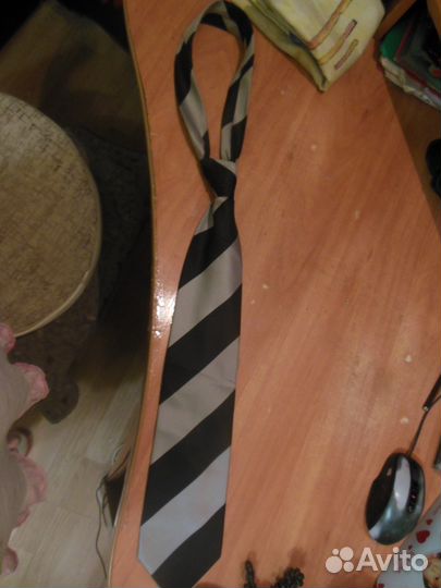 Продам галстук