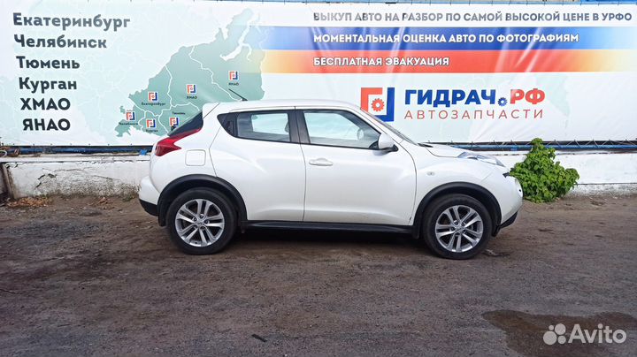 Накладка заднего крыла левого Nissan Juke (F15) 78