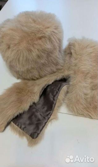 Женская меховая шапка кубанка и шарф