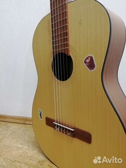 Классическая гитара