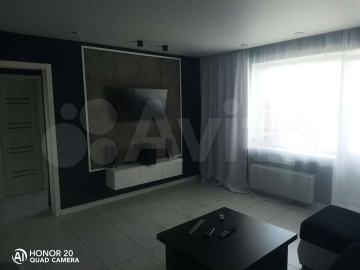 1-к. квартира, 42 м², 1/10 эт.