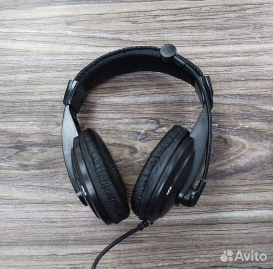 Наушники проводные Sven AP-860mv