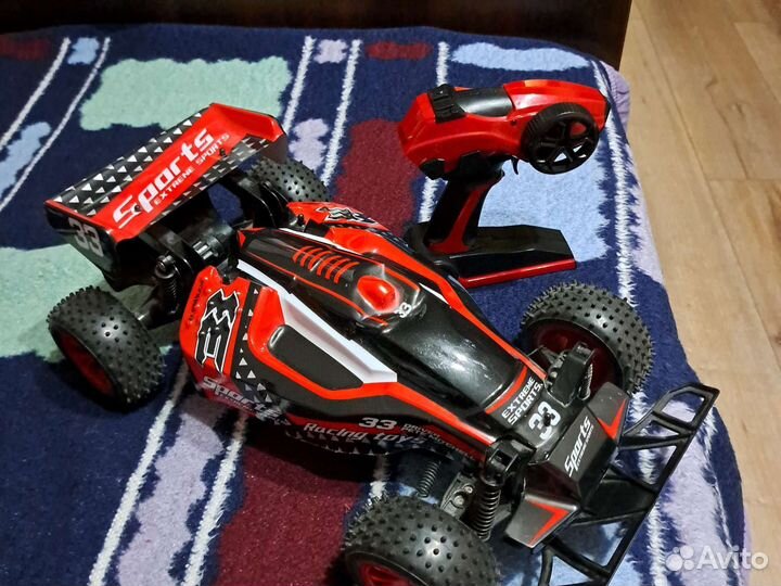 Детская машинка на аккумуляторе с пультом