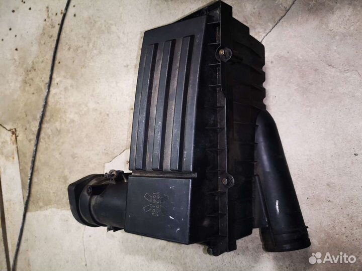 Корпус фильтра воздушного vw b6 3co129601 3co12960