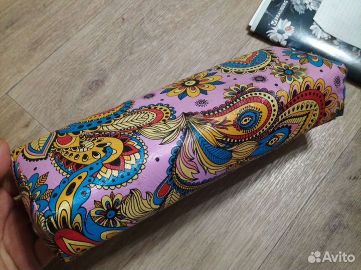 Валик для маникюра