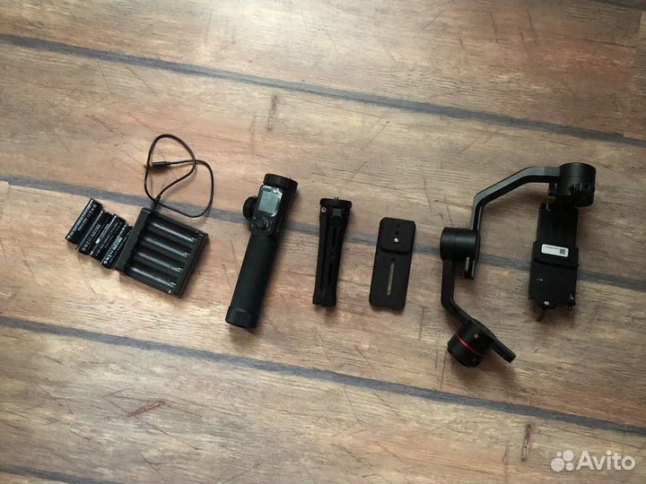 Трехосевой стабилизатор feiyutech ak2000