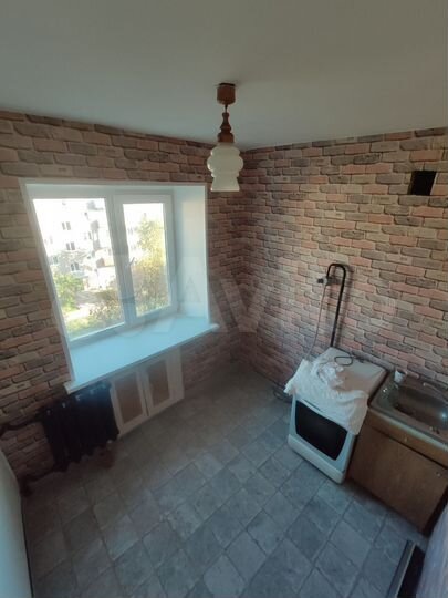 2-к. квартира, 46 м², 5/5 эт.