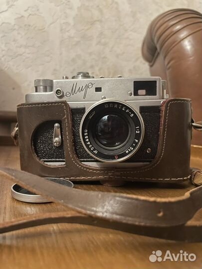 Плёночный фотоаппарат мир