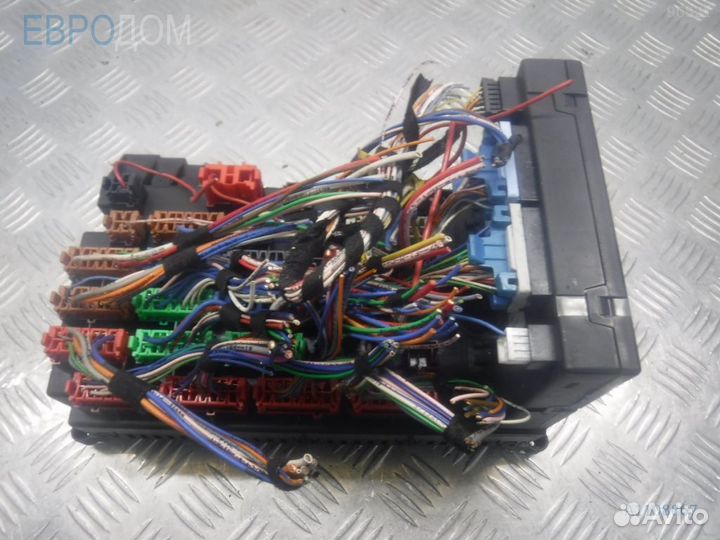 Блок предохранителей mercedes W163 s1108867