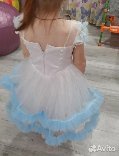 Нарядное платье для девочки